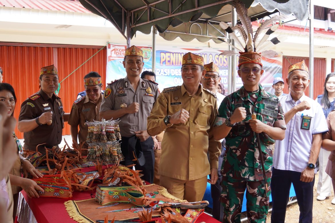 Bupati Tinjau Gerai Koperasi Merah Putih 100% Rampung, UMKM dan Pasar Murah