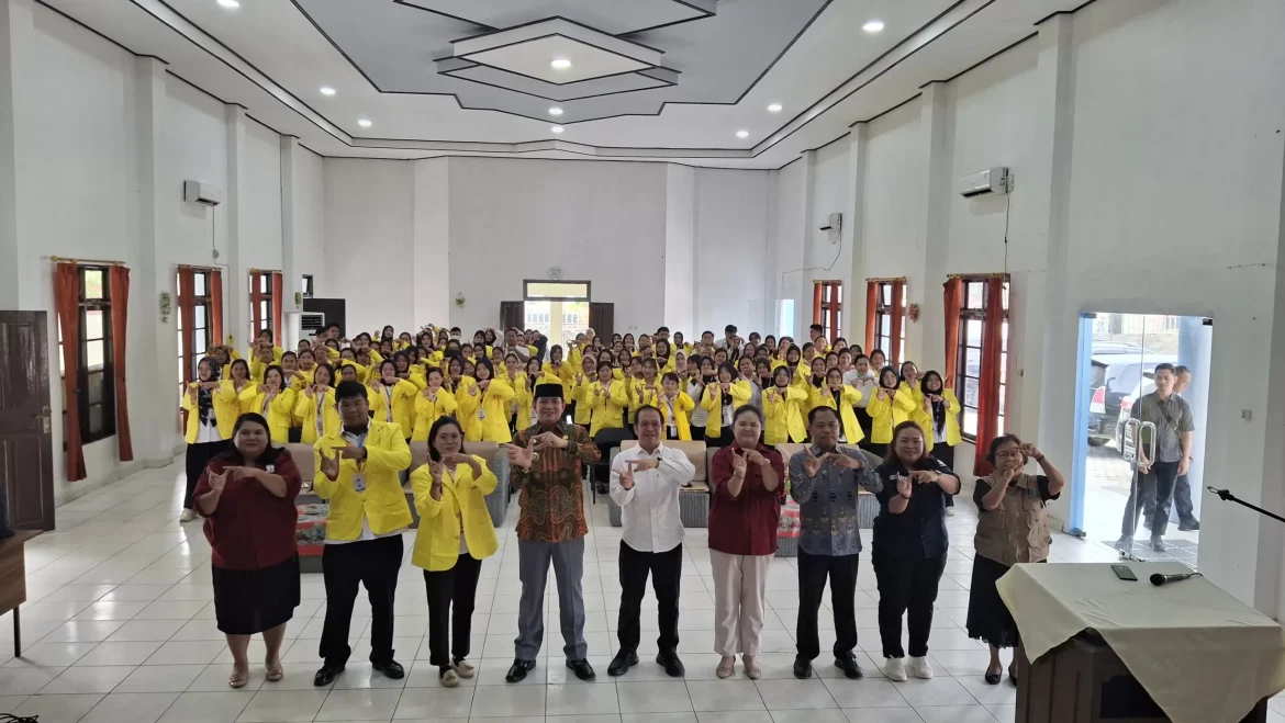 Hadiri OSMB UT Palangka Raya di Bartim, Bupati Dorong Kepala Desa Wajib Kuliah