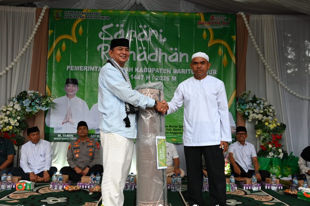 Safari Ramadan di Masjid Miftahul Ulum, Bupati Bartim Ajak Masyarakat Perkuat Iman dan Kebersamaan