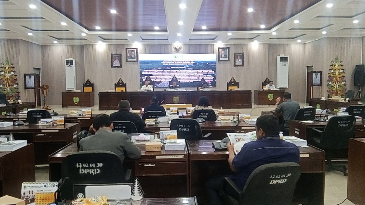 Bentuk Pansus LKPJ 2025, DPRD Barito Timur Setujui Tiga Raperda Strategis