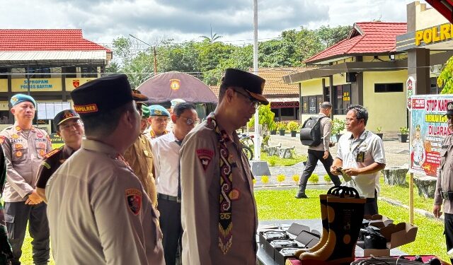 Wakapolda Kalteng Tinjau Kesiapan Sarpras Bencana dan Dalmas di Barito Timur