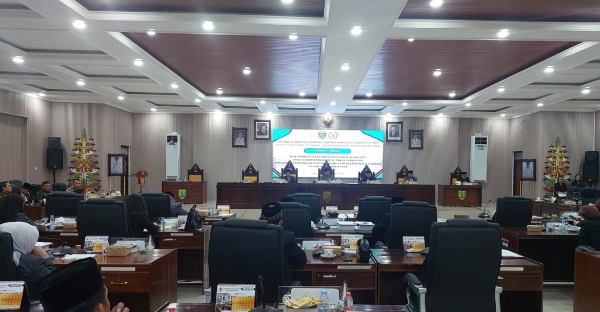 Melalui Rapat Paripurna, DPRD Bartim Sampaikan Rekomendasi Pansus terhadap LKPJ Kepala Daerah 2025