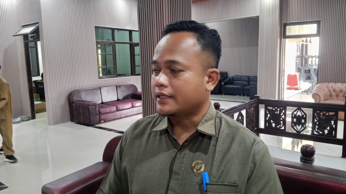 DPRD Bartim Dukung Pembahasan Hibah Aset Lahan Untuk SKHN 1 dan SMAN 1 Pematang Karau