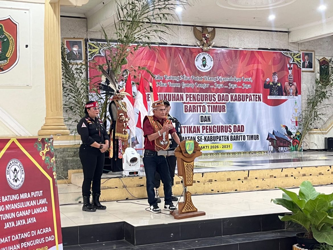 Hengky A. Garu Minta DAD Jaga Adat, Budaya, dan Generasi Penerus Barito Timur